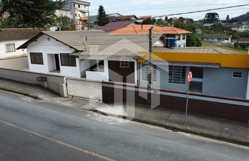 Casa com comércio para locação – mato preto – cm 767